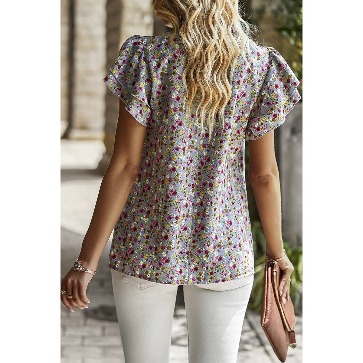 Floral Print Cowl Neck Flutter Sleeve Top: BLACK / S