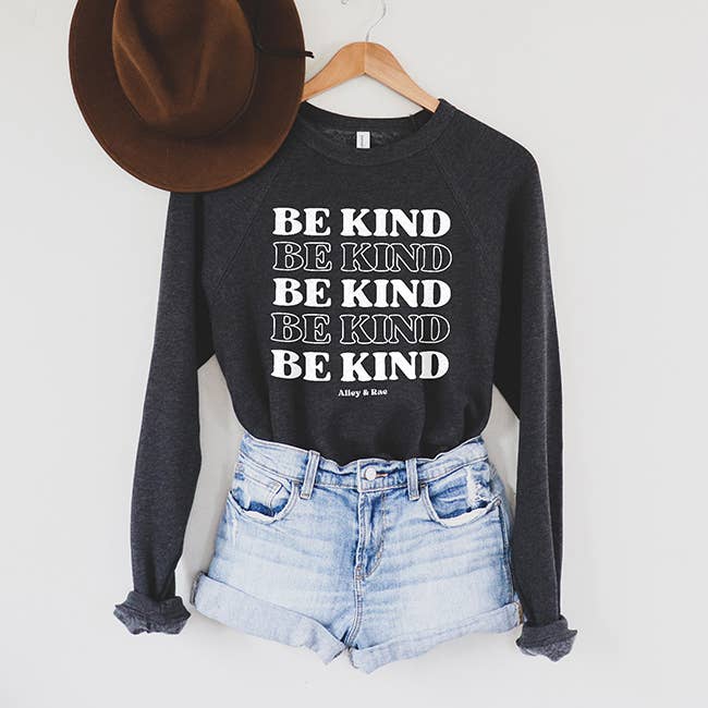 Be Kind sweatshirt Medium